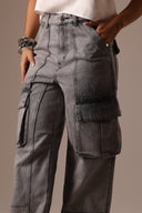 Calça Jeans Cargo com Bolsos Laterais Clara - TYNA - foto 1