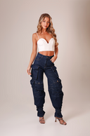 Calça Jeans Cargo Multibolsos Escura - TYNA - foto 4