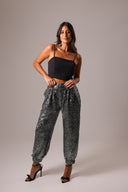 Calça Jogger Paetê Preta e Prata - TYNA - foto 44