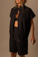 BERMUDA RETA ALFAIATARIA PRETA