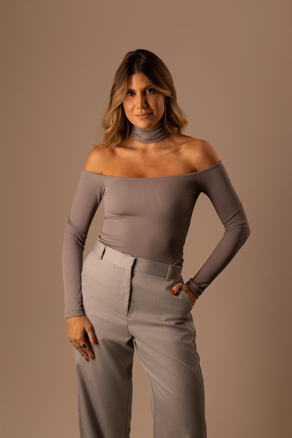 BLUSA MANGA LONGA GOLA GRAFITE