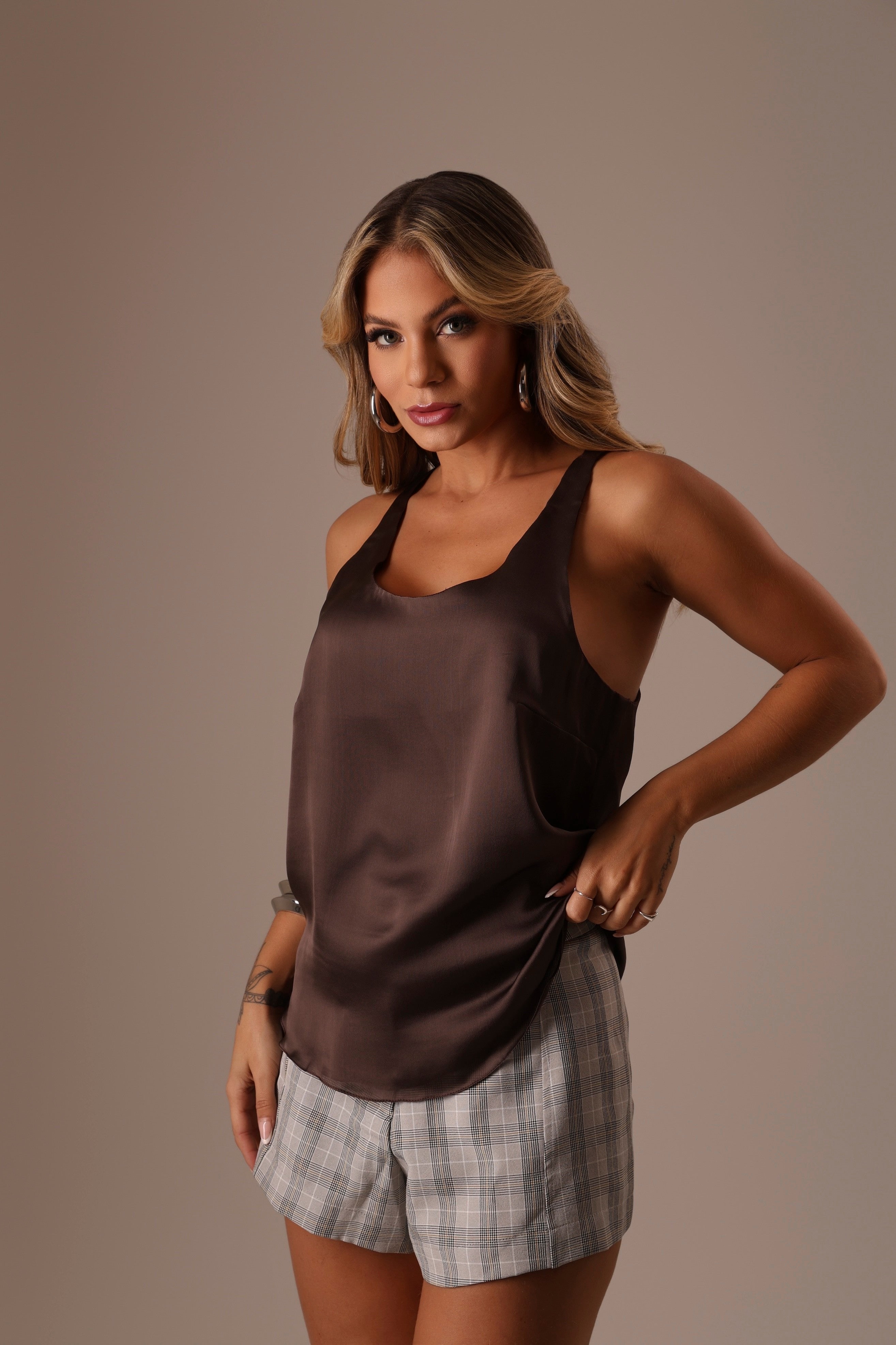 REGATA SEDA PURA MARROM