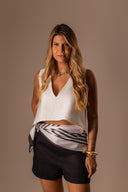 LENÇO ESTAMPA GEOMÉTRICO 90 X 90