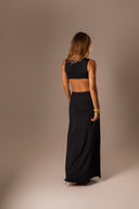 VESTIDO LONGO PRETO COM RECORTE