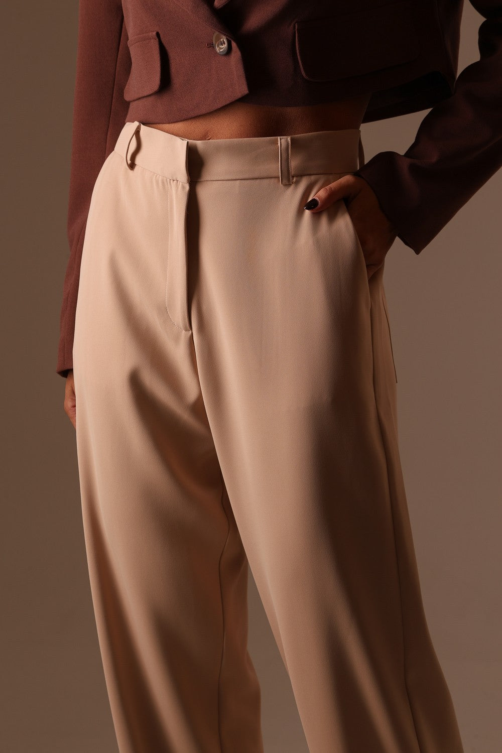 CALÇA ALFAIATARIA RETA MACADÂMIA