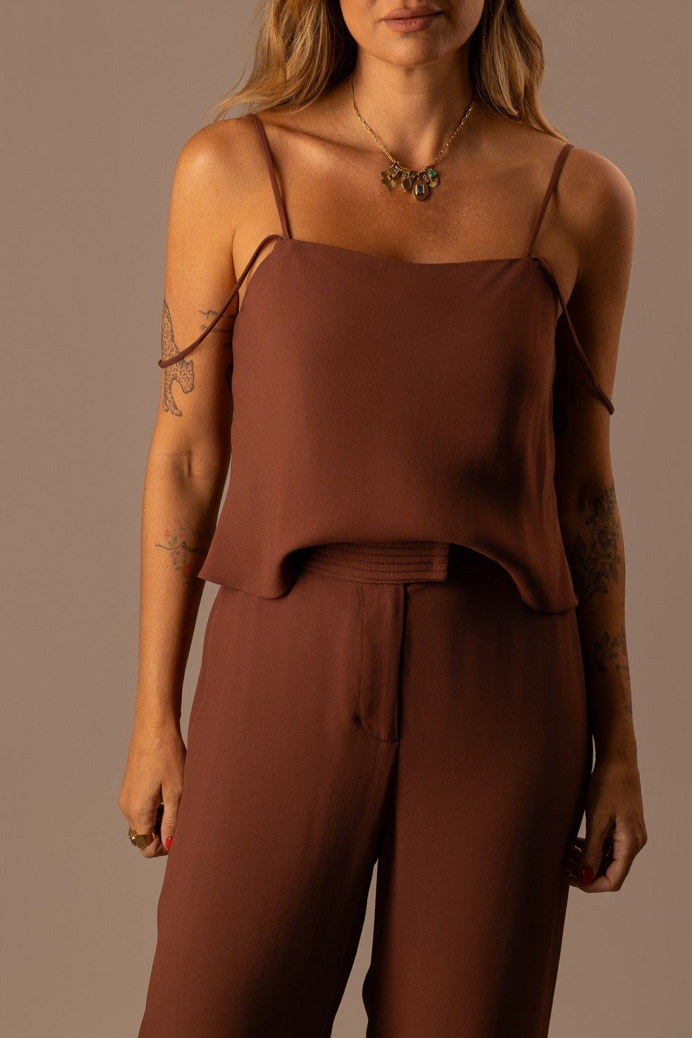 CONJUNTO ALFAIATARIA CHOCO