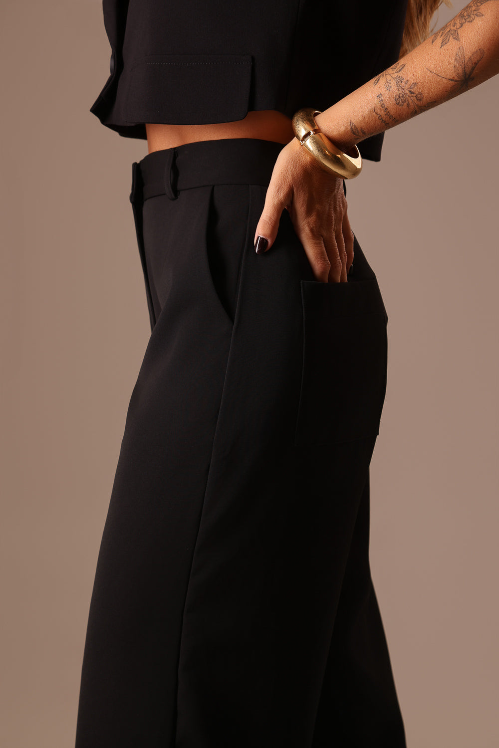 CALÇA ALFAIATARIA RETA PRETA