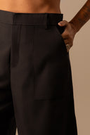 BERMUDA RETA ALFAIATARIA PRETA