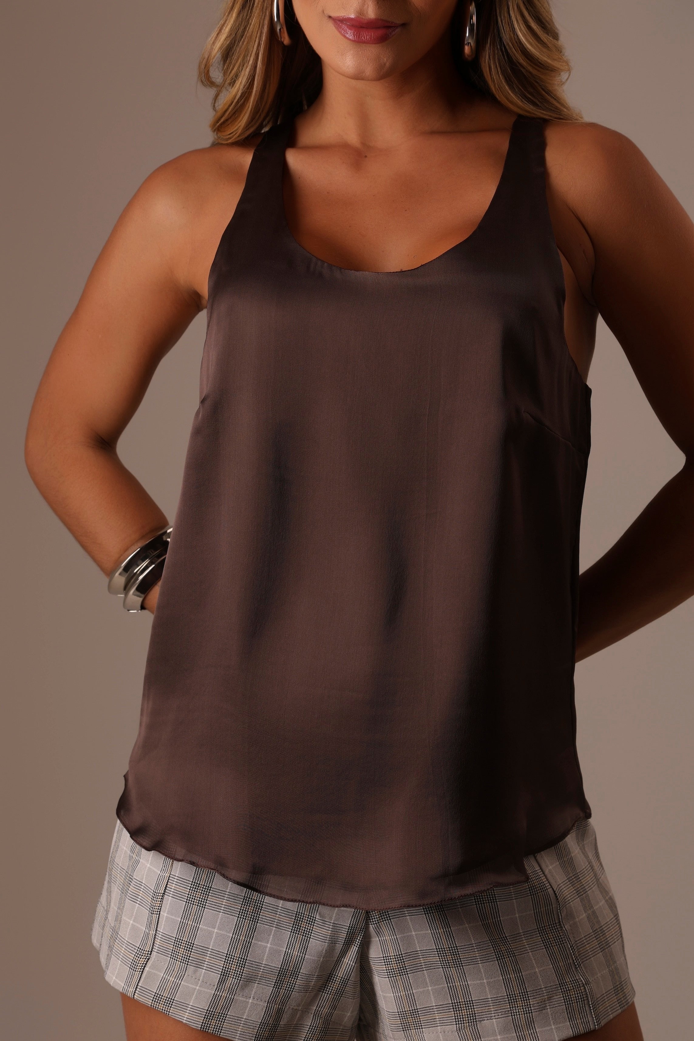 REGATA SEDA PURA MARROM