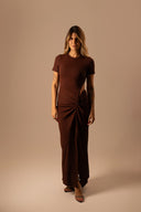 VESTIDO MIDI CHOCO COM FENDA LATERAL