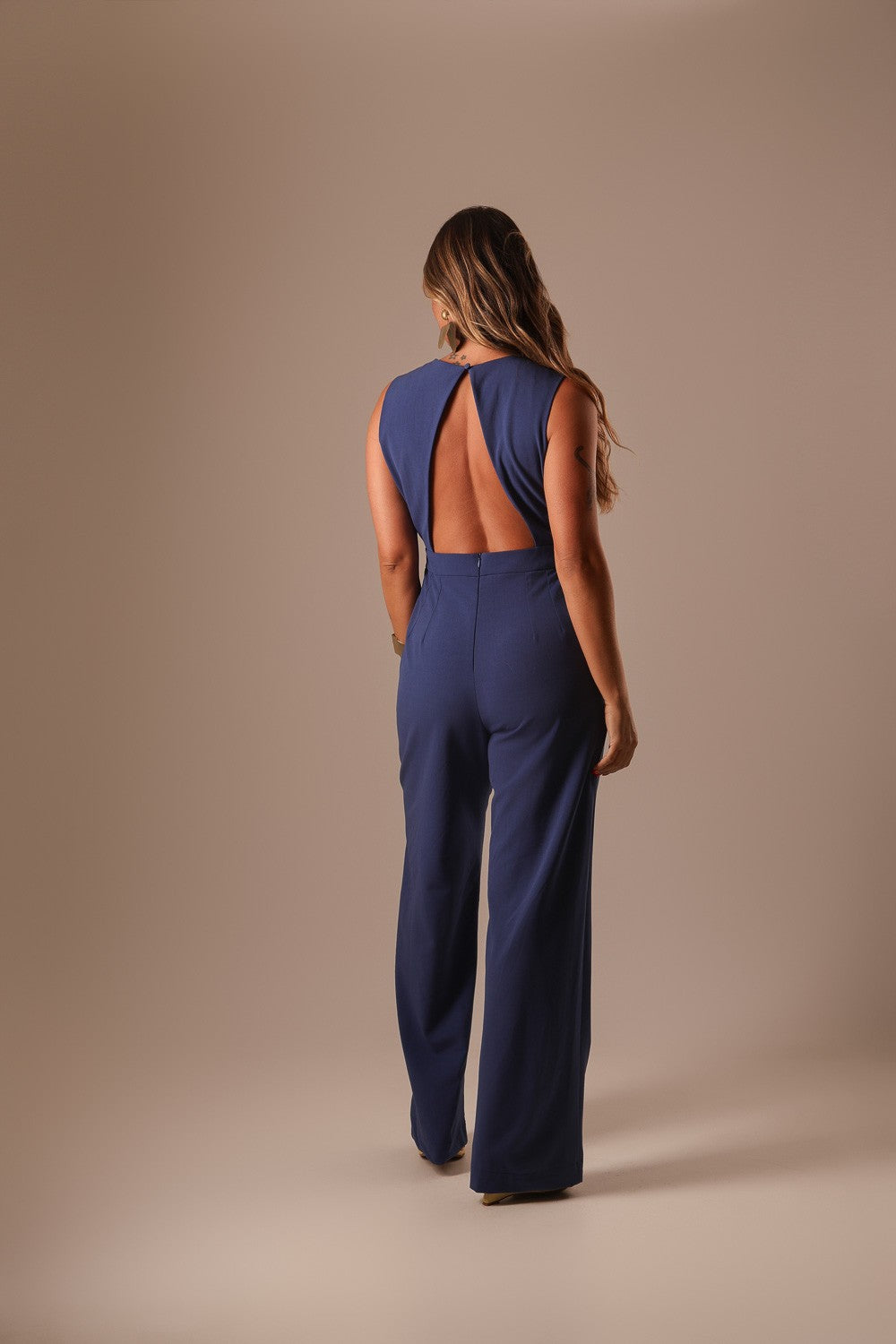 MACACÃO AZUL ALFAIATARIA CORTE RETO