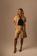 BERMUDA RETA ALFAIATARIA BEGE DUST