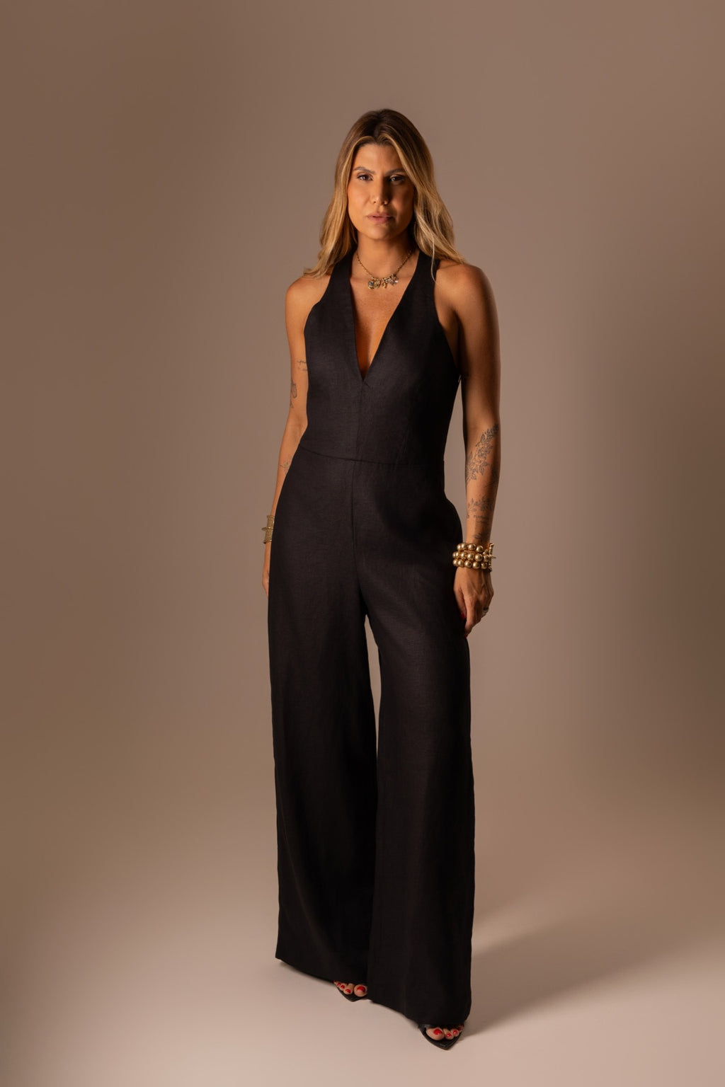 MACACÃO PRETO LINHO PURO