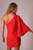 VESTIDO CURTO VERMELHO OMBRO SÓ