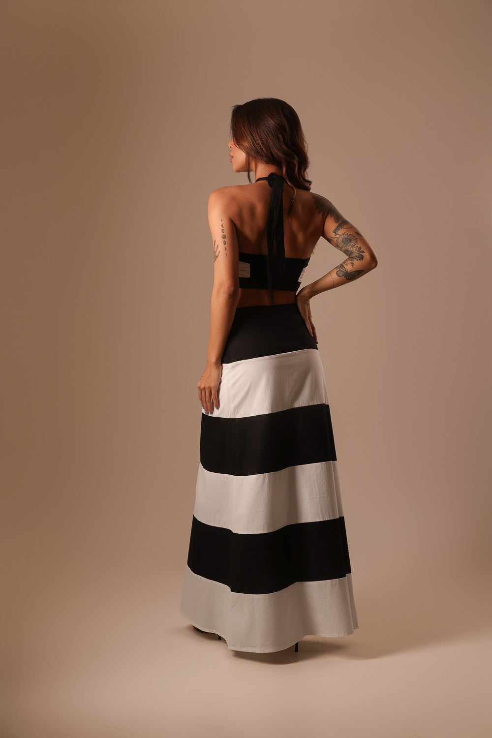 CONJUNTO PRETO E BRANCO