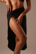 SAIA NÓ LONGA PRETA