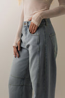 Calça Jeans Barrel Azul Médio - TYNA - foto 4
