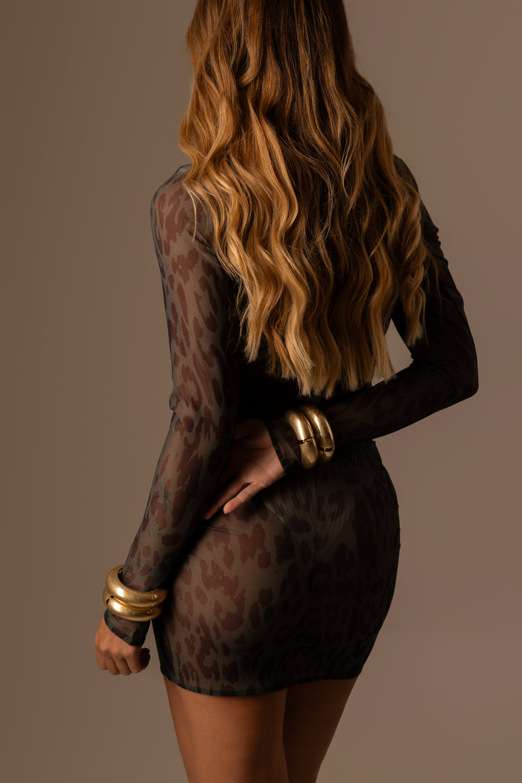 VESTIDO TULE CURTO ONÇA