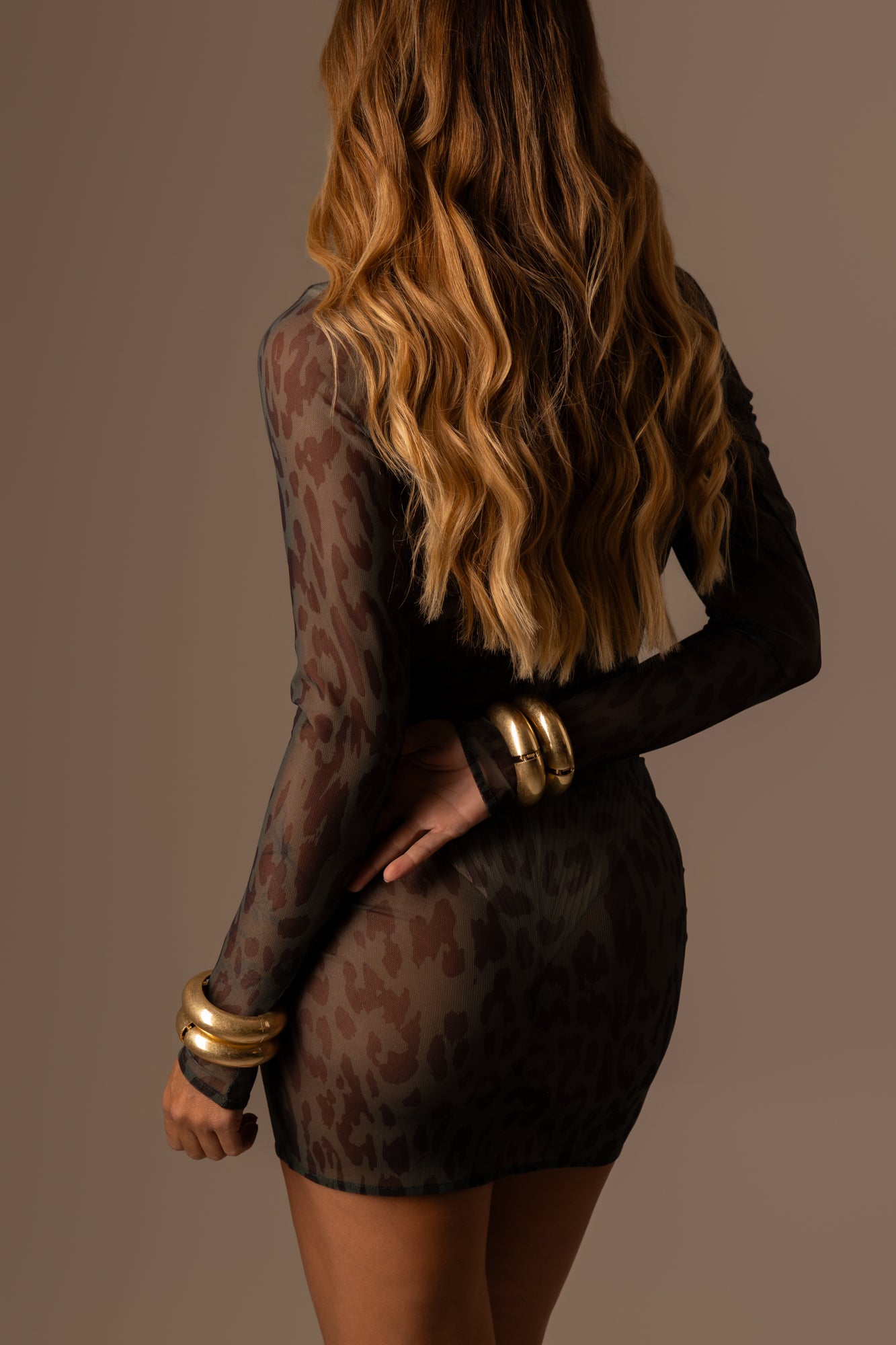 VESTIDO TULE CURTO ONÇA