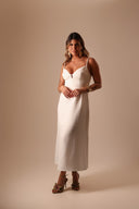 VESTIDO OFF WHITE LINHO