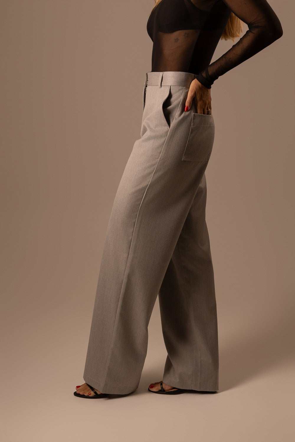 CALÇA ALFAIATARIA RETA CINZA