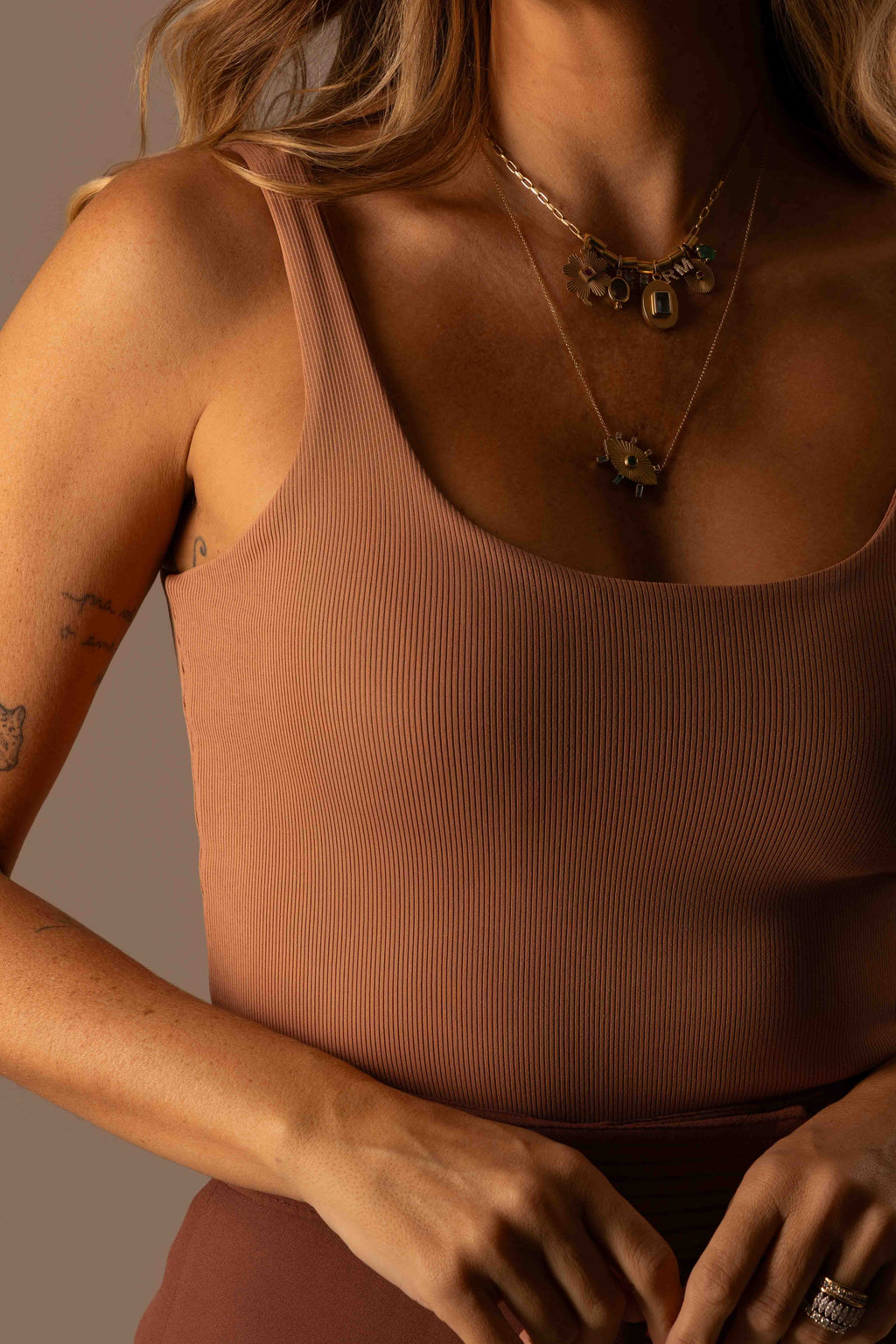 REGATA COMPRIDA MOCHA MOUSSE